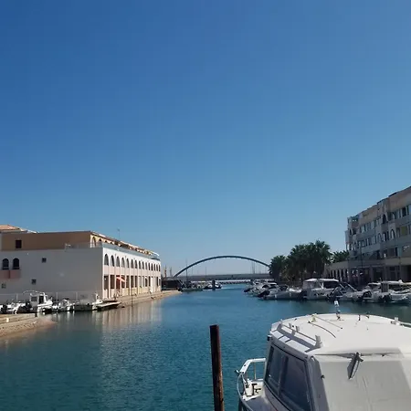 Lägenhet Marina Des Quilles, Grand T2 Climatise, Proche Plage, Parking Prive *