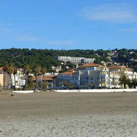 Lägenhet Marina Des Quilles, Grand T2 Climatise, Proche Plage, Parking Prive