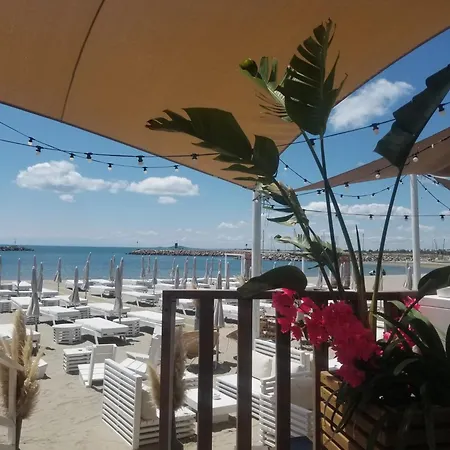 Marina Des Quilles, Grand T2 Climatise, Proche Plage, Parking Prive * Sète