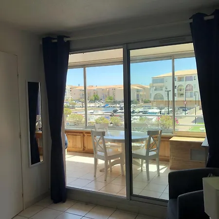 Lägenhet Marina Des Quilles, Grand T2 Climatise, Proche Plage, Parking Prive