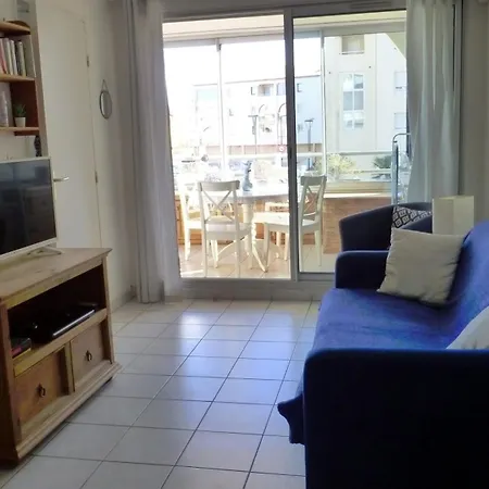 Marina Des Quilles, Grand T2 Climatise, Proche Plage, Parking Prive Apartment Sète