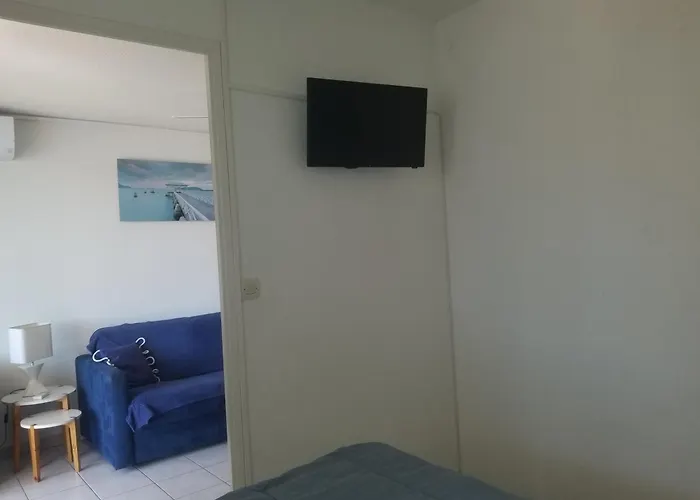 Marina Des Quilles, Grand T2 Climatise, Proche Plage, Parking Prive Διαμέρισμα *